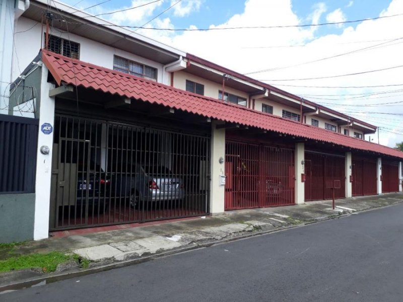 Foto Casa en Venta en Prados del Este, Curridabat, San José - U$D 130.000 - CAV46952 - BienesOnLine