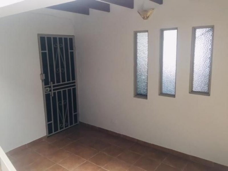 Foto Casa en Venta en CURRIDABAT, CURRIDABAT, San José - U$D 250.000 - CAV30953 - BienesOnLine