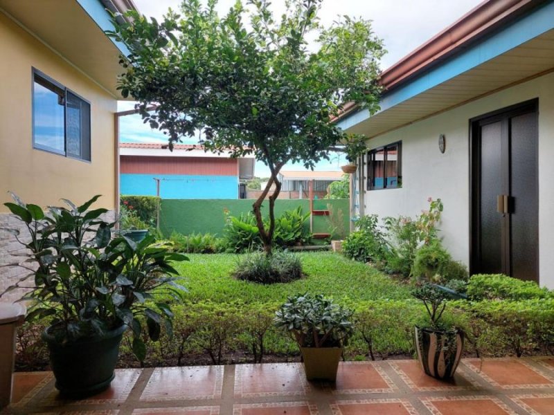 Casa en Venta en  Desamparados, Alajuela