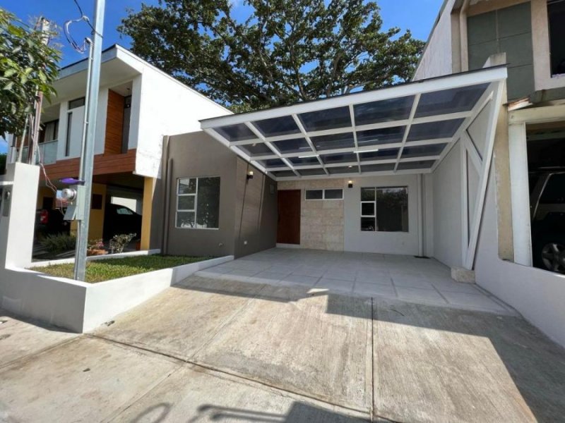 Foto Casa en Venta en Alajuela, Alajuela - U$D 140.000 - CAV63616 - BienesOnLine