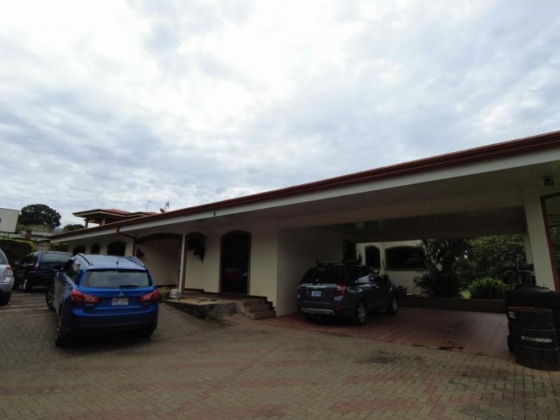 Foto Casa en Venta en Alajuela, Alajuela - U$D 500.000 - CAV115500 - BienesOnLine