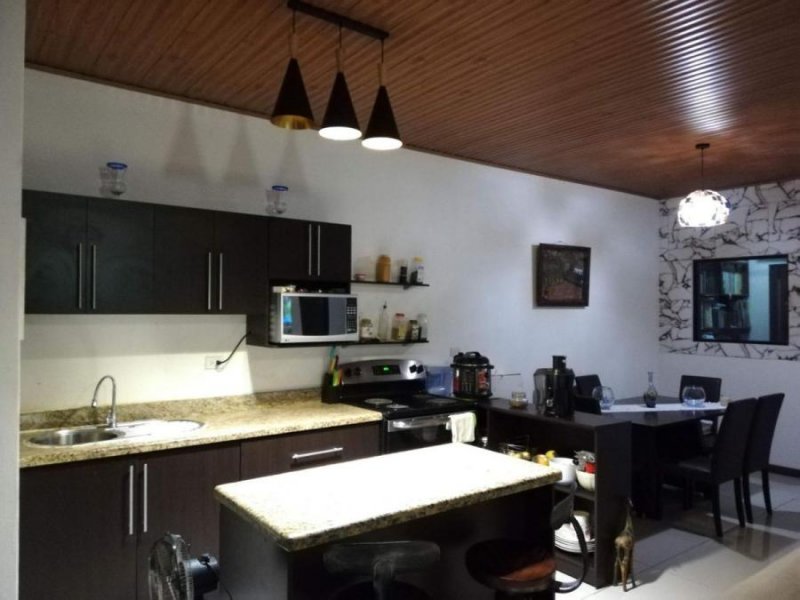 Casa en Venta en  Alajuelita, San José