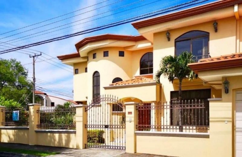 Foto Casa en Venta en La Asunción, Belén, Heredia - U$D 475.000 - CAV75073 - BienesOnLine