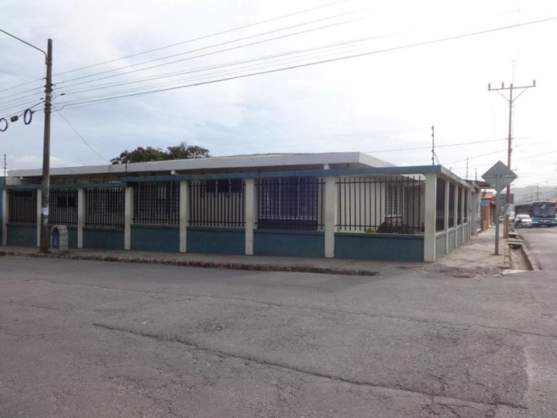 Foto Casa en Venta en Cartago, Cartago - U$D 700.000 - CAV36289 - BienesOnLine