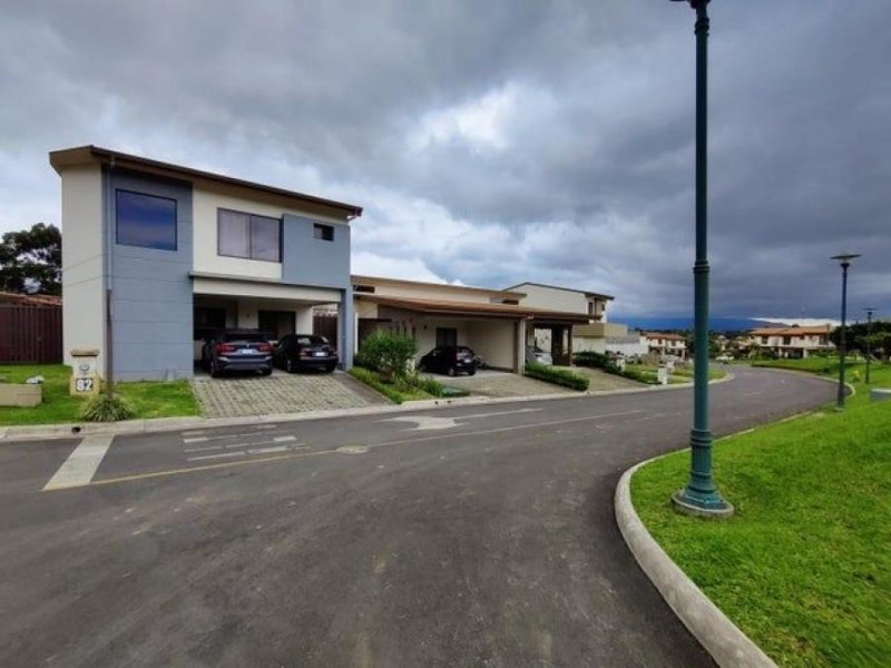 Foto Casa en Venta en Concepción, Cartago - U$D 325.000 - CAV78436 - BienesOnLine