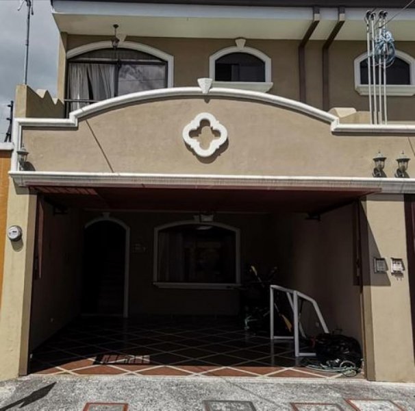 Foto Casa en Venta en Concepción, Cartago - U$D 128.000 - CAV46541 - BienesOnLine