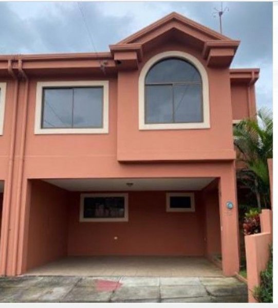 Foto Casa en Venta en San Francisco, Heredia - U$D 215.192 - CAV81620 - BienesOnLine