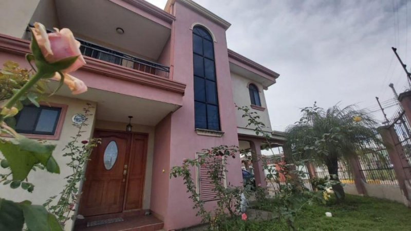 Foto Casa en Venta en Curridabat, San José - U$D 390.000 - CAV36311 - BienesOnLine