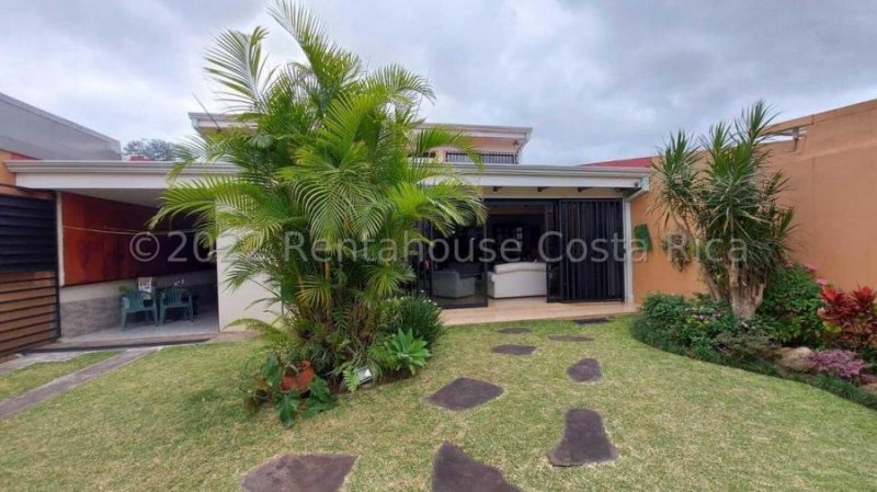 Foto Casa en Venta en Curridabat, San José - U$D 375.000 - CAV68769 - BienesOnLine