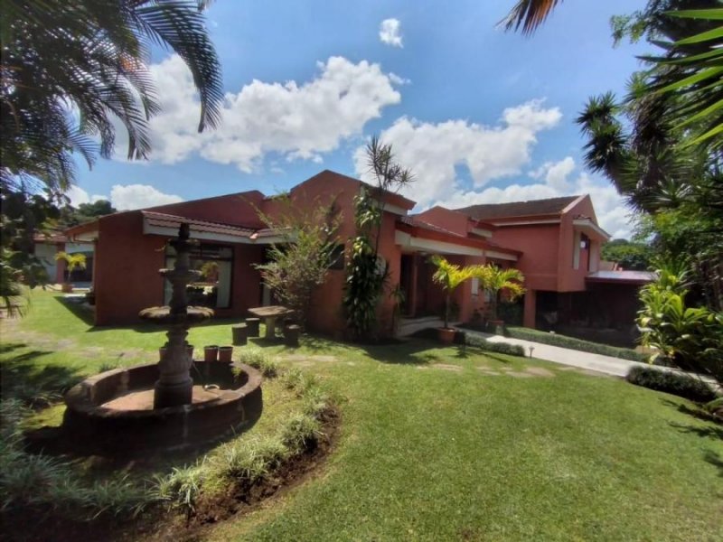 Foto Casa en Venta en Curridabat, San José - U$D 750.000 - CAV53418 - BienesOnLine