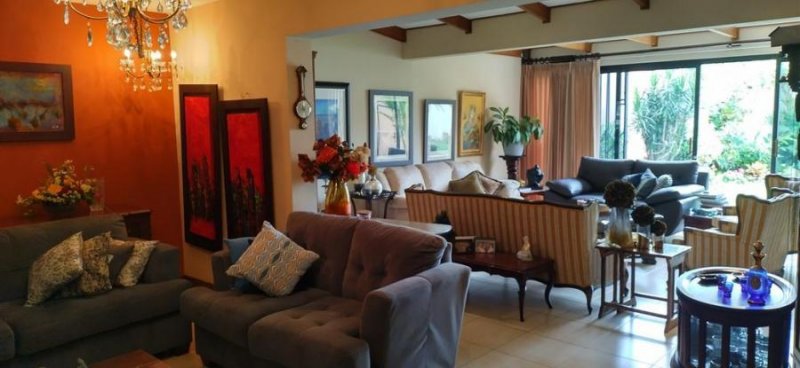 Foto Casa en Venta en Curridabat, San José - U$D 300.000 - CAV53303 - BienesOnLine