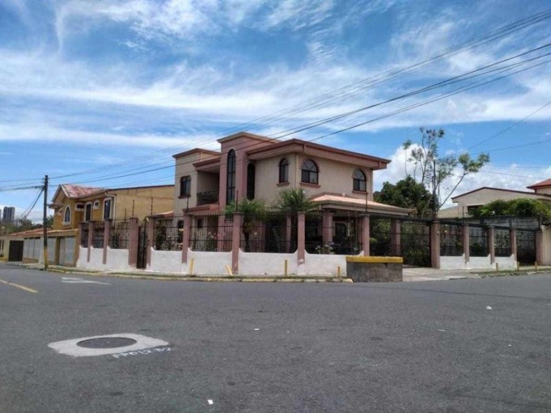 Foto Casa en Venta en Curridabat, San José - U$D 380.000 - CAV70425 - BienesOnLine