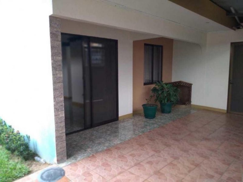 Foto Casa en Venta en Desamparados, San José - U$D 125.205 - CAV35829 - BienesOnLine