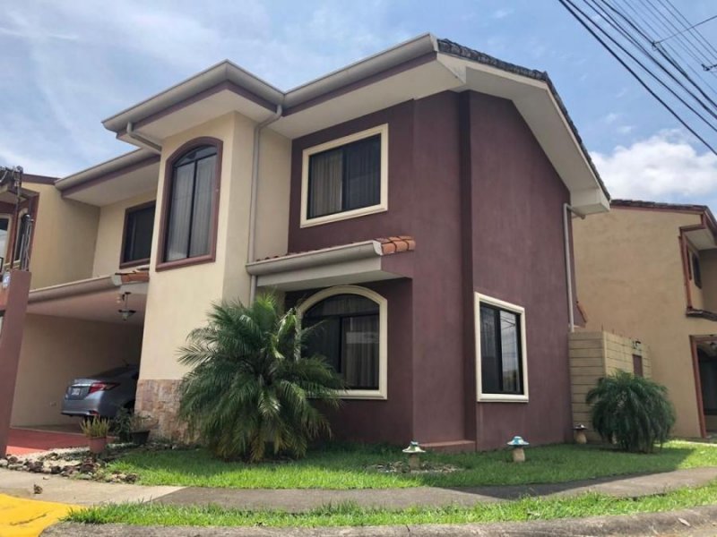 Foto Casa en Venta en Desamparados, Alajuela - U$D 175.000 - CAV41001 - BienesOnLine