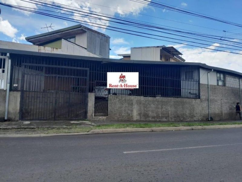 Casa en Venta en  Desamparados, San José