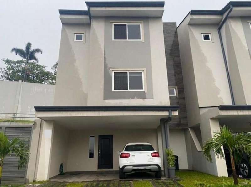 Foto Casa en Venta en Escazú, San José - U$D 300.000 - CAV92747 - BienesOnLine