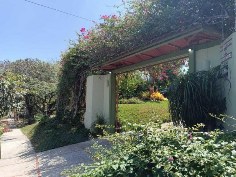 Foto Casa en Venta en Escazú, San José - U$D 750.000 - CAV94564 - BienesOnLine