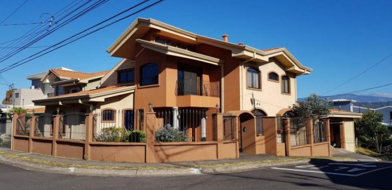 Foto Casa en Venta en San Joaquín, Flores, Heredia - U$D 380.000 - CAV42157 - BienesOnLine