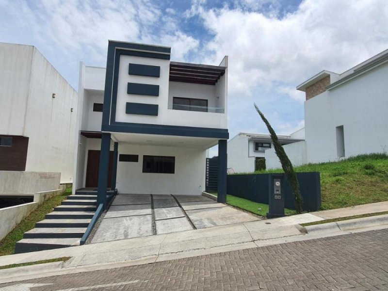 Casa en Venta en  Granadilla, San José