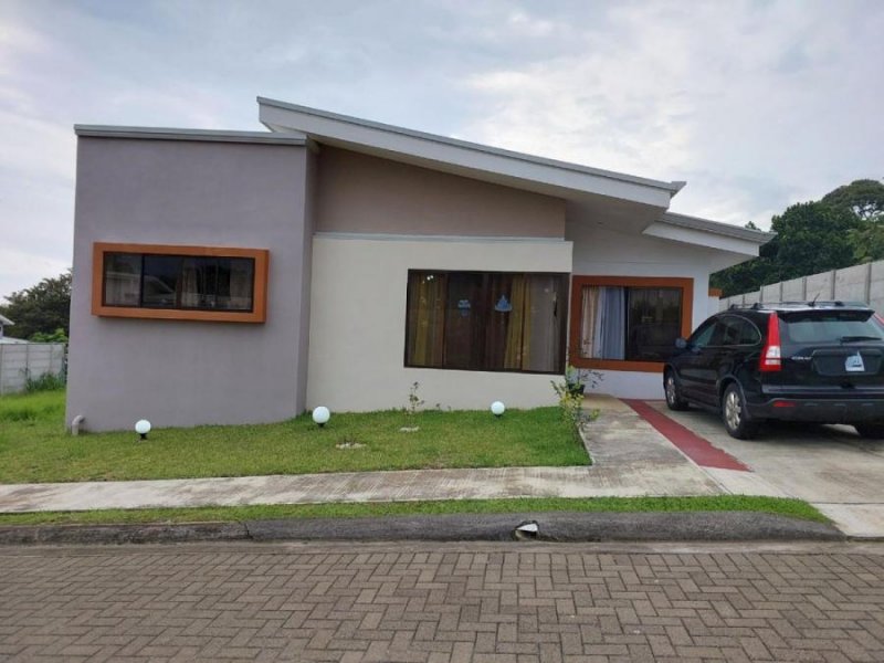 Casa en Venta en Grecia, Alajuela. MLS 24-649