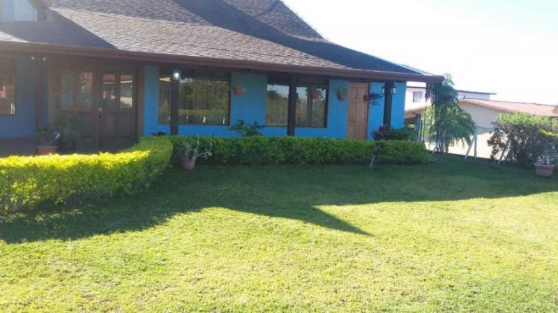 Foto Casa en Venta en Grecia, Alajuela - U$D 295.000 - CAV64368 - BienesOnLine