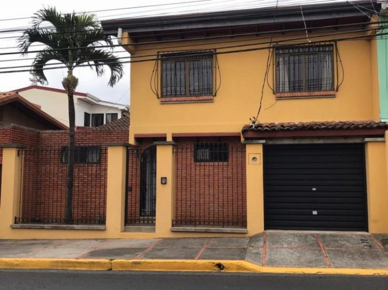 Foto Casa en Venta en Heredia, Heredia - U$D 240.000 - CAV46055 - BienesOnLine