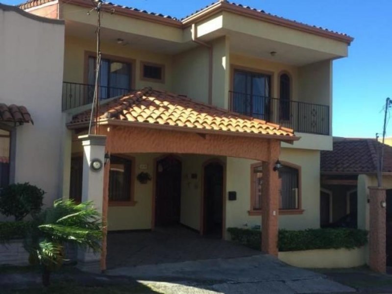 Foto Casa en Venta en San Francisco, Heredia - U$D 195.000 - CAV36737 - BienesOnLine