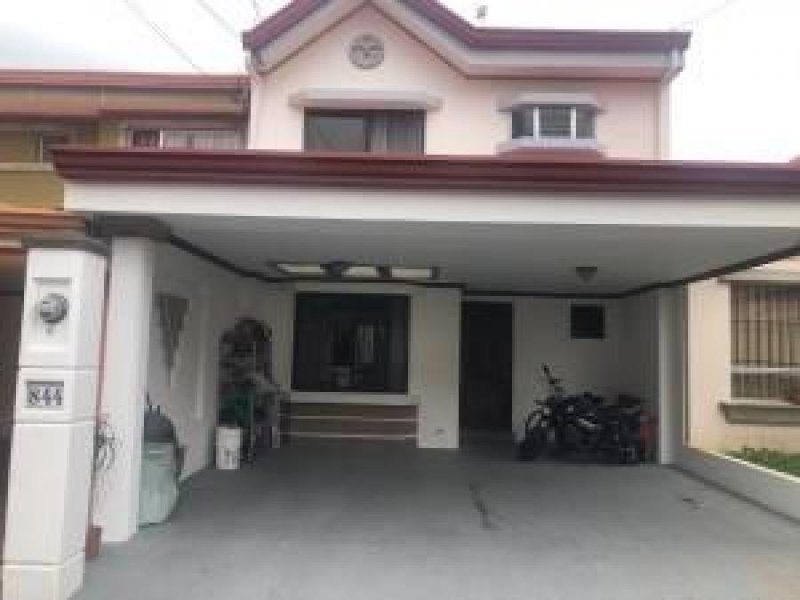 Foto Casa en Venta en Ulloa, Heredia - ¢ 72.000.000 - CAV36326 - BienesOnLine