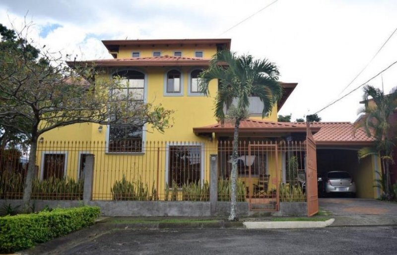 Foto Casa en Venta en Mercedes, Heredia - U$D 312.500 - CAV78171 - BienesOnLine