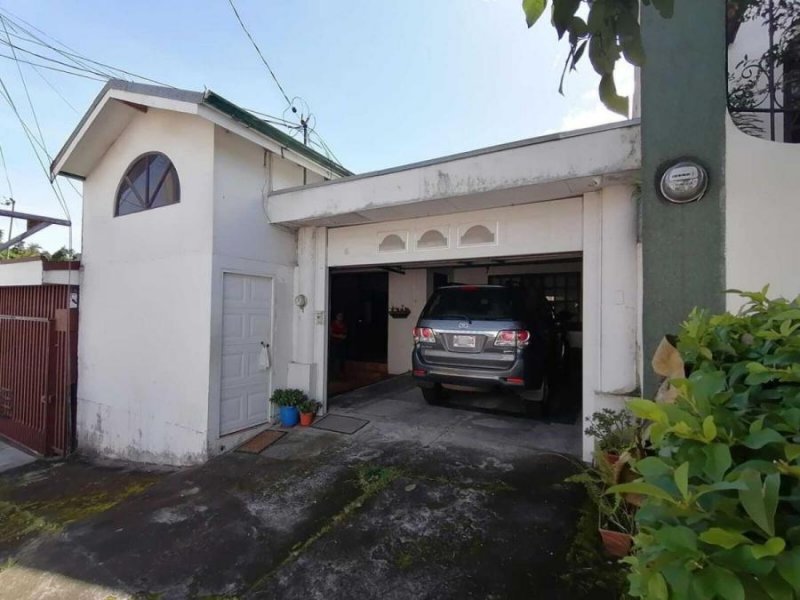 Foto Casa en Venta en Montes de Oca, San José - U$D 142.000 - CAV53131 - BienesOnLine