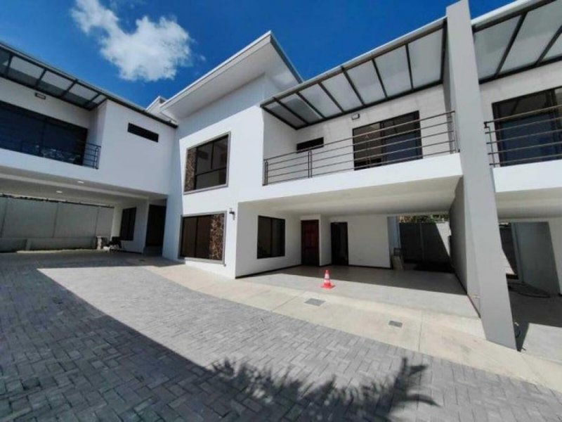 Foto Casa en Alquiler en Mora, San José - U$D 1.200 - CAA72030 - BienesOnLine