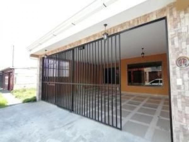 Foto Casa en Venta en Calle El Moral, San José - U$D 126.000 - CAV22958 - BienesOnLine