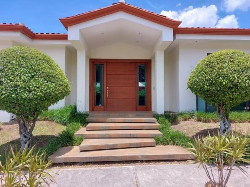 Foto Casa en Venta en Santa Ana, San José - U$D 495.000 - CAV74969 - BienesOnLine