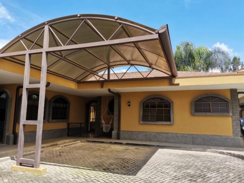 Foto Casa en Venta en Ulloa, Heredia, Heredia - U$D 285.000 - CAV50642 - BienesOnLine