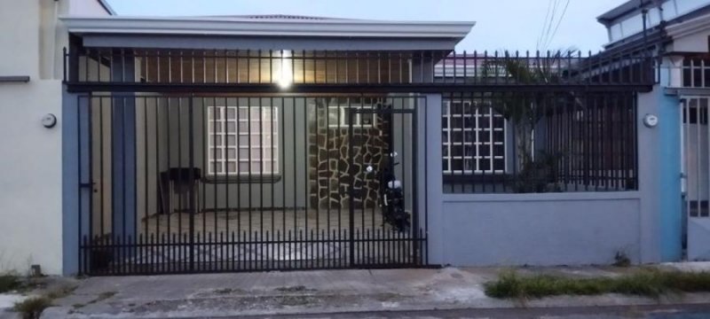 Casa en Venta en Guadalupe, Cartago Hacienda del rey, Cartago