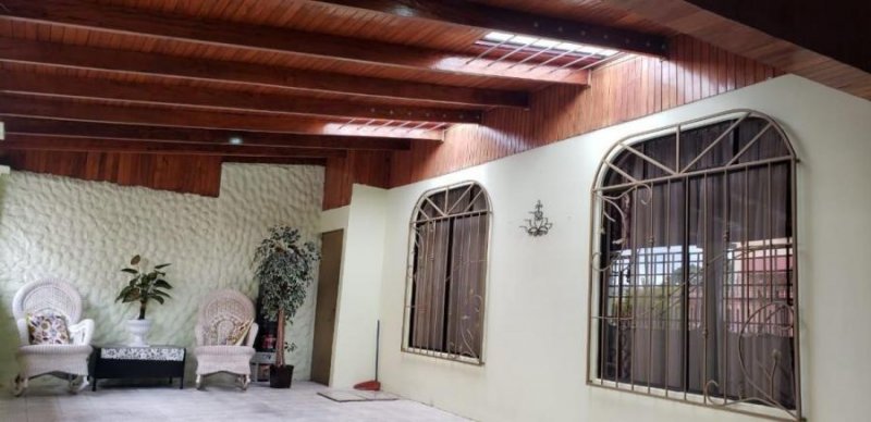 Foto Casa en Venta en Rohrmoser, San José, San José - U$D 152.000 - CAV52521 - BienesOnLine