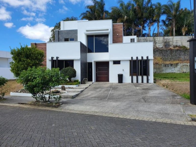 Foto Casa en Venta en Sabanilla, Montes de Oca, San José - U$D 325.000 - CAV56164 - BienesOnLine