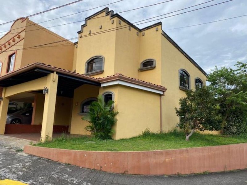 Foto Casa en Venta en San Francisco, Heredia - U$D 210.000 - CAV66728 - BienesOnLine