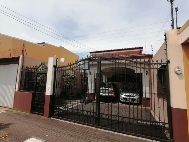 Foto Casa en Venta en San Francisco, Heredia - U$D 300.000 - CAV67088 - BienesOnLine