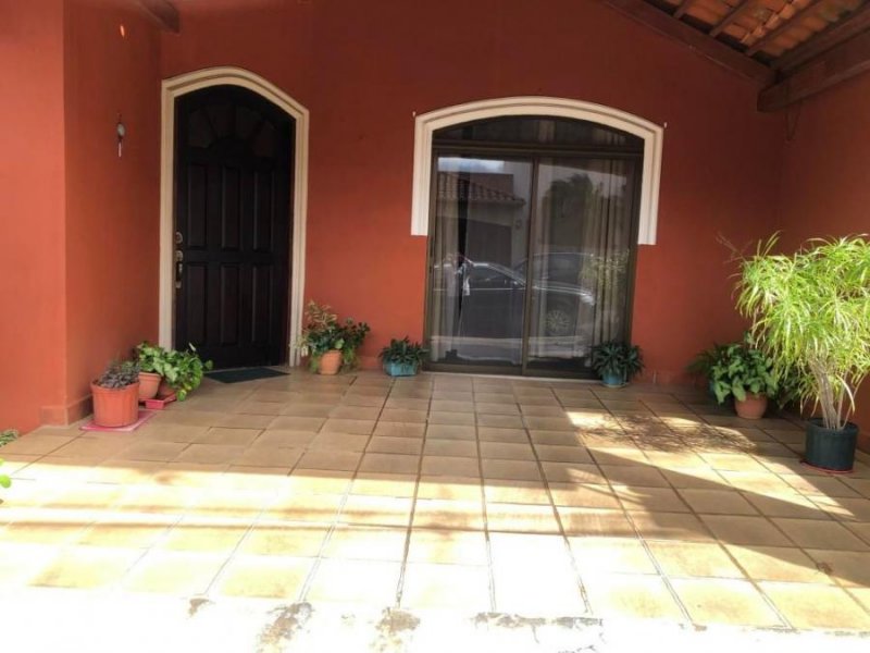 Foto Casa en Venta en San Francisco, Heredia - U$D 145.000 - CAV37299 - BienesOnLine