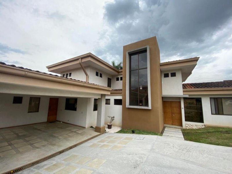 Foto Casa en Venta en San Francisco, Heredia - U$D 425.000 - CAV64022 - BienesOnLine