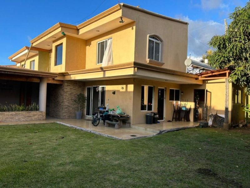 Foto Casa en Venta en San Francisco, Heredia - U$D 400.000 - CAV88670 - BienesOnLine