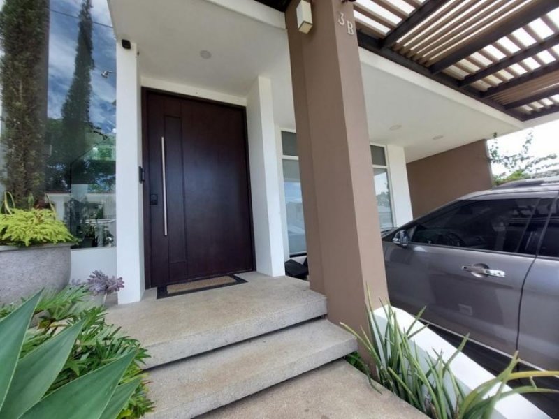 Foto Casa en Venta en San Isidro, Alajuela, Alajuela - U$D 300.000 - CAV62967 - BienesOnLine