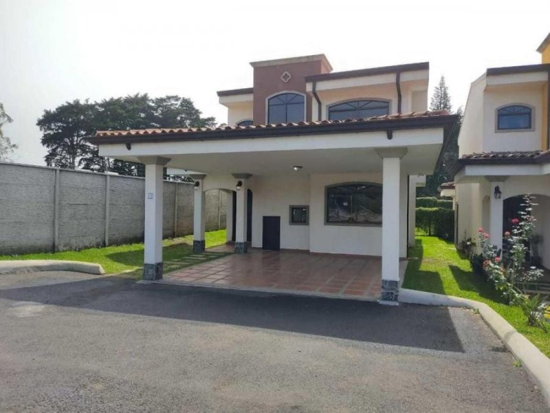 Foto Casa en Venta en San Isidro, Heredia - U$D 315.000 - CAV55465 - BienesOnLine