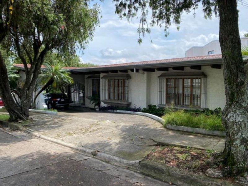 Foto Casa en Venta en Pavas, San José - U$D 650.000 - CAV55811 - BienesOnLine