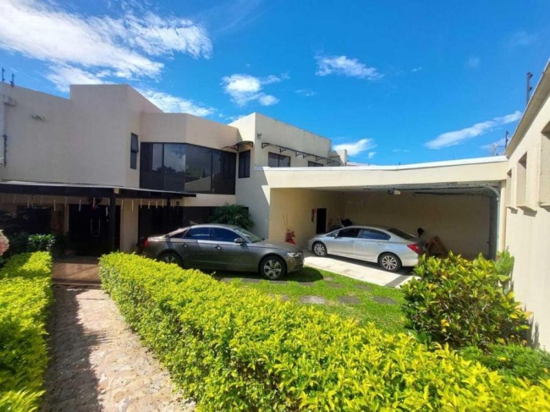 Foto Casa en Venta en San Rafael, Heredia - U$D 325.000 - CAV71722 - BienesOnLine