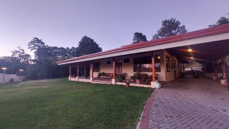 Foto Casa en Venta en San Rafael, Heredia - U$D 385.000 - CAV90418 - BienesOnLine