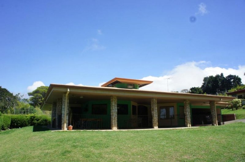 Foto Casa en Venta en San Rafael, Heredia - U$D 800.000 - CAV51633 - BienesOnLine