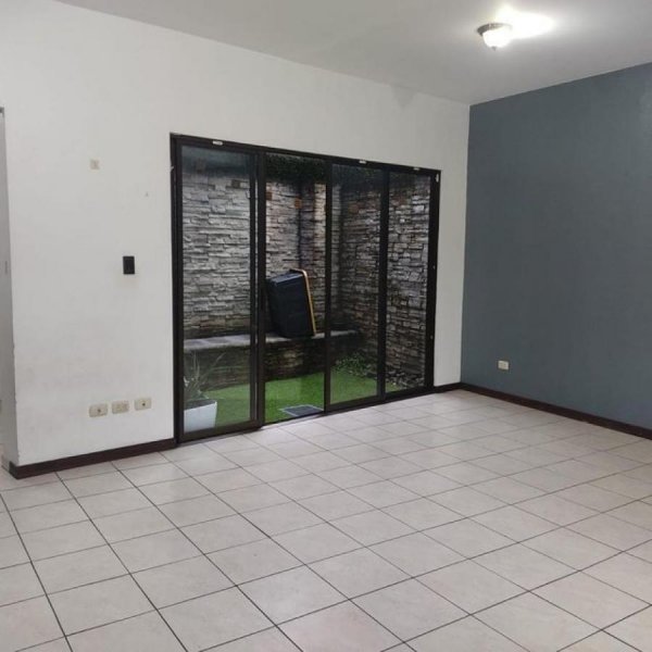 Foto Casa en Venta en San Sebastián, San José - U$D 85.000 - CAV46437 - BienesOnLine