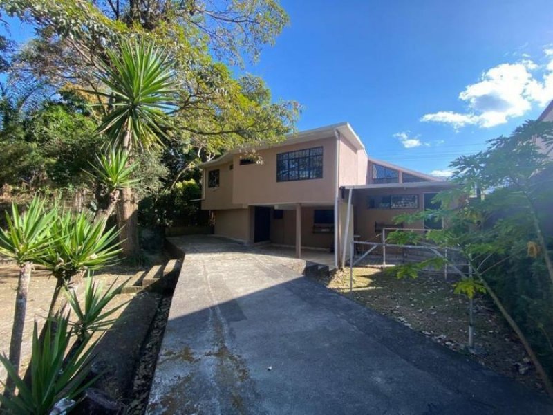 Foto Casa en Venta en Santa Ana, San José - U$D 295.000 - CAV67428 - BienesOnLine